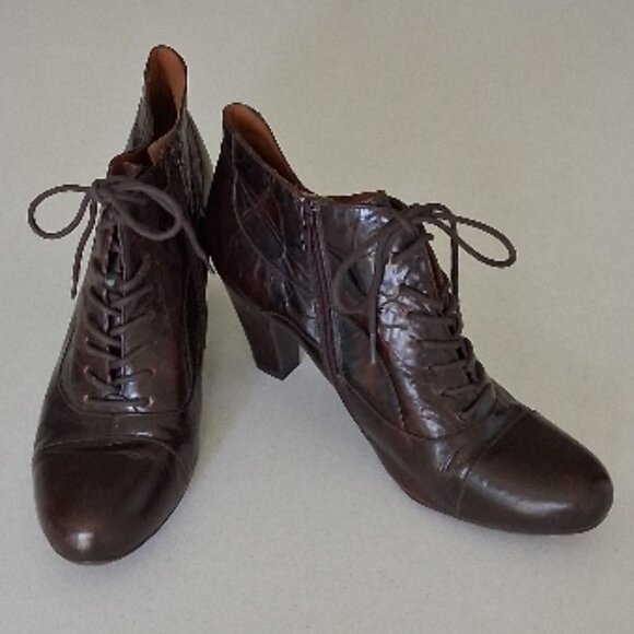 Born Crown Brown Leather Lace Up & Zip Ankle Boots Women's Size 11 - Picture 1 of 16